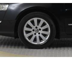 Volkswagen Passat 2.0 TDI 103kW - 20