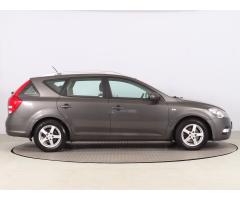 Kia Cee`d 1.6 CVVT 92kW - 8