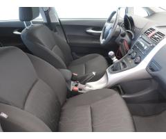 Toyota Auris 1.3 Dual VVT-i 73kW - 12