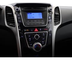 Hyundai i30 1.6 CRDi 81kW - 15