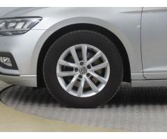 Volkswagen Passat 2.0 TDI 110kW - 21