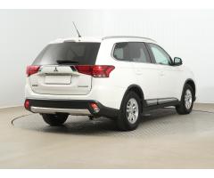 Mitsubishi Outlander 2.2 DI-D 110kW - 7