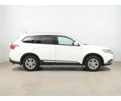 Mitsubishi Outlander 2.2 DI-D 110kW - 8