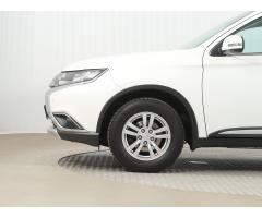 Mitsubishi Outlander 2.2 DI-D 110kW - 19