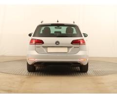 Volkswagen Golf 2.0 TDI 110kW - 6