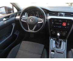 Volkswagen Passat 1.6 TDI 88kW - 9