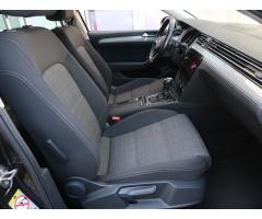 Volkswagen Passat 1.6 TDI 88kW - 12