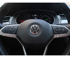 Volkswagen Passat 1.6 TDI 88kW - 25