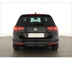 Volkswagen Passat 2.0 TDI 140kW - 6