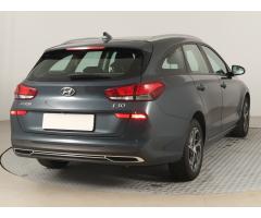 Hyundai i30 1.5 DPI 81kW - 7