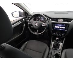 Škoda Octavia 1.6 TDI 85kW - 9