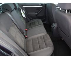 Volkswagen Golf 1.4 TSI 90kW - 11