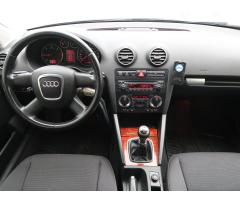 Audi A3 2.0 TDI 125kW - 10