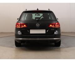 Volkswagen Passat 2.0 TDI 103kW - 6