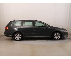 Volkswagen Passat 2.0 TDI 103kW - 8