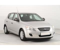 Kia Cee`d 1.4 CVVT 80kW - 1