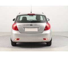 Kia Cee`d 1.4 CVVT 80kW - 6