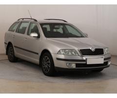 ŠKODA SUPERB COMBI 2.0TDI 140 LAURIN&K 4X4 DSG 7ST