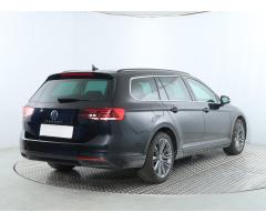 Volkswagen Passat 2.0 TDI 147kW - 7