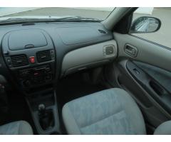 Nissan Almera 1.5 66kW - 11