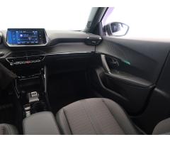 Peugeot 2008 1.2 PureTech 96kW - 11