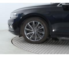 Volkswagen Passat 2.0 TDI 147kW - 21