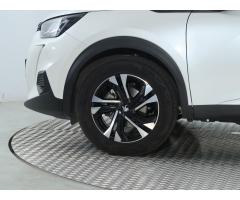 Peugeot 2008 1.2 PureTech 96kW - 21