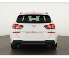 Hyundai i30 1.6 CRDi 85kW - 6