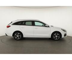 Hyundai i30 1.6 CRDi 85kW - 8