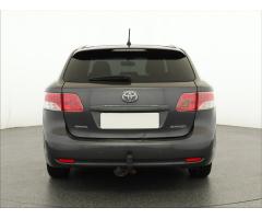 Toyota Avensis 2.0 D-4D 93kW - 6