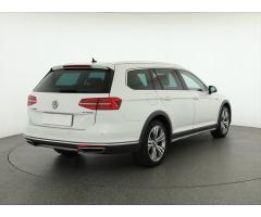 Volkswagen Passat 2.0 TDI 140kW - 7