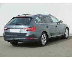 Škoda Superb 2.0 TDI 110kW - 7