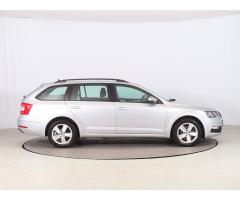 Škoda Octavia 1.5 TSI 110kW - 8