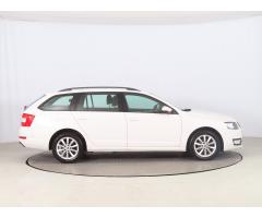 Škoda Octavia 1.6 TDI 81kW - 8