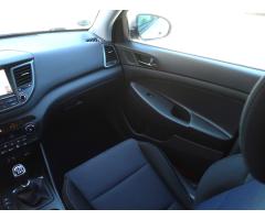 Hyundai Tucson 1.7 CRDi 85kW - 11