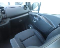 Renault Trafic 2.0 dCi 88kW - 11