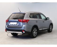 Mitsubishi Outlander 2.2 DI-D 110kW - 7