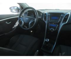 Hyundai i30 1.6 GDI 99kW - 9