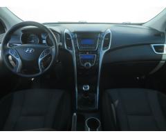 Hyundai i30 1.6 GDI 99kW - 10