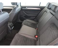 Volkswagen Passat 1.5 TSI 110kW - 15