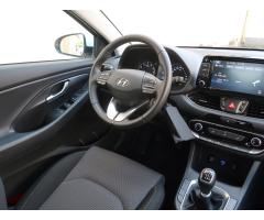 Hyundai i30 1.5 DPI 81kW - 9