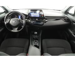 Toyota C-HR 1.2 Turbo 85kW - 9