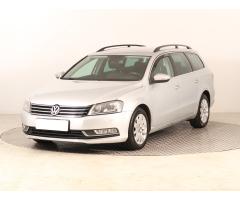 VW Passat 2,0Tdi DSG 140kW Elegance Variant 1 MAJ ČR