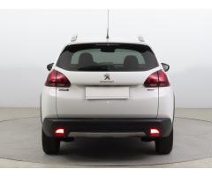 Peugeot 2008 1.2 PureTech 81kW - 6