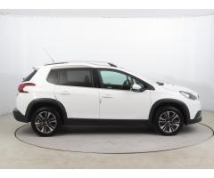 Peugeot 2008 1.2 PureTech 81kW - 8