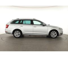 Škoda Octavia 1.6 TDI 85kW - 8