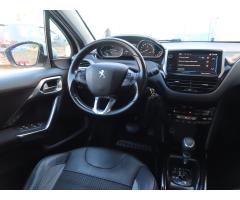 Peugeot 2008 1.2 PureTech 81kW - 9