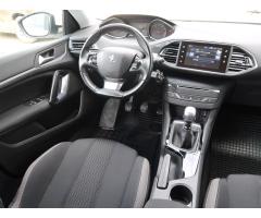 Peugeot 308 1.2 PureTech 96kW - 9