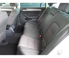 Volkswagen Passat 2.0 TDI 110kW - 15