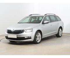 Škoda Octavia 1.6 TDI 85kW - 3